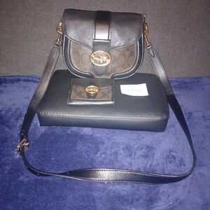Coach Georgie Saddle bag and matching wallet